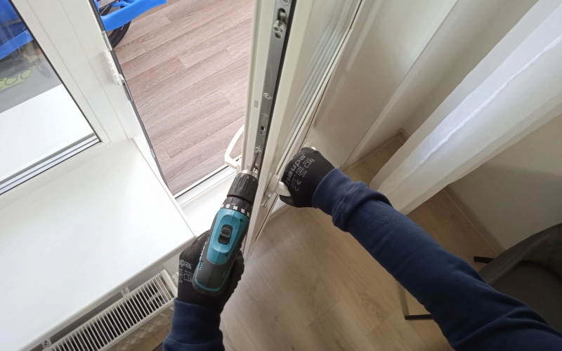 remookno-005 balcony door repair